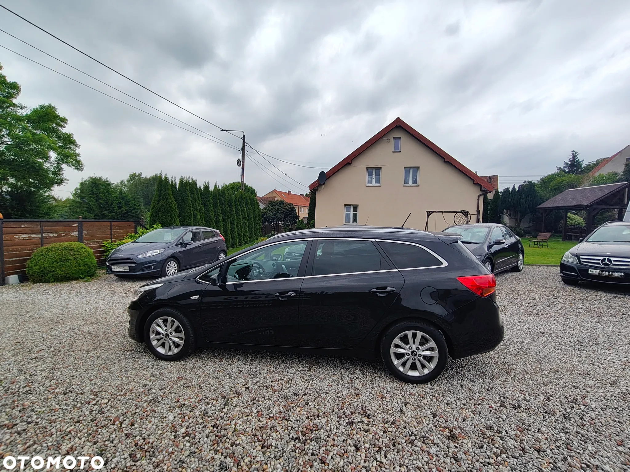 Kia Ceed 1.6 CRDi 136 ISG Dream Team Edition - 8