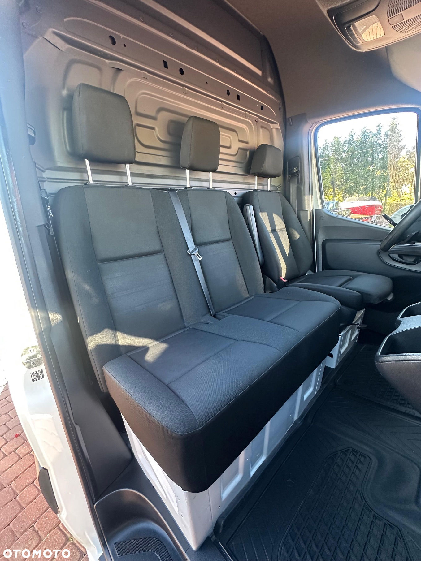 Mercedes-Benz Sprinter - 6
