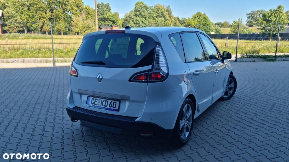 Renault Scenic dCi 160 Bose Edition - 8