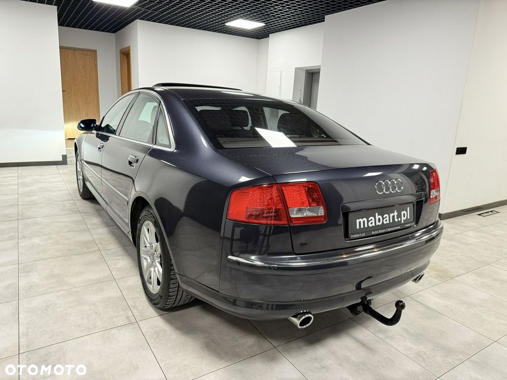 Audi A8 4.2 Quattro - 3