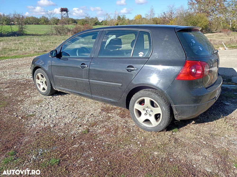Volkswagen Golf 1.4 FSI Comfortline - 5