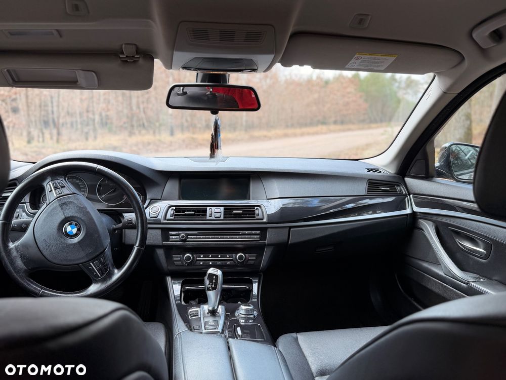 BMW Seria 5 520d - 7