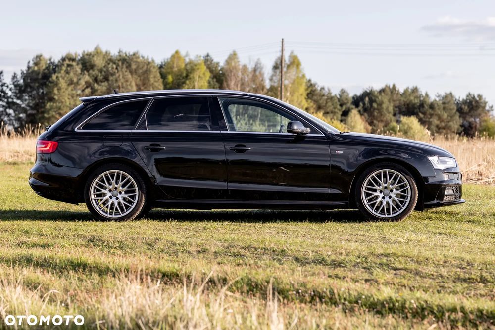 Audi A4 Avant 2.0 TDI DPF quattro S tronic S line Sportpaket - 4