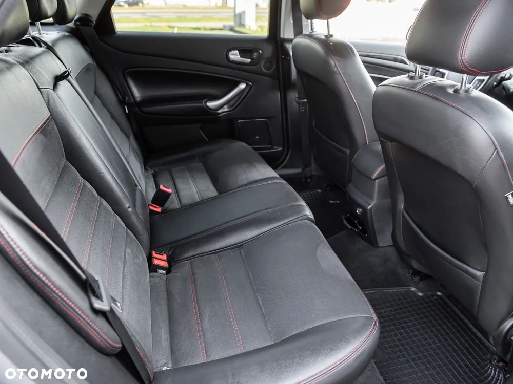 Ford Mondeo 2.5 Titanium S - 26