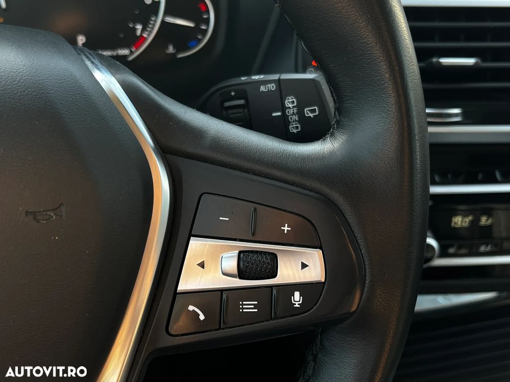 BMW X3 xDrive20i AT Standard - 18