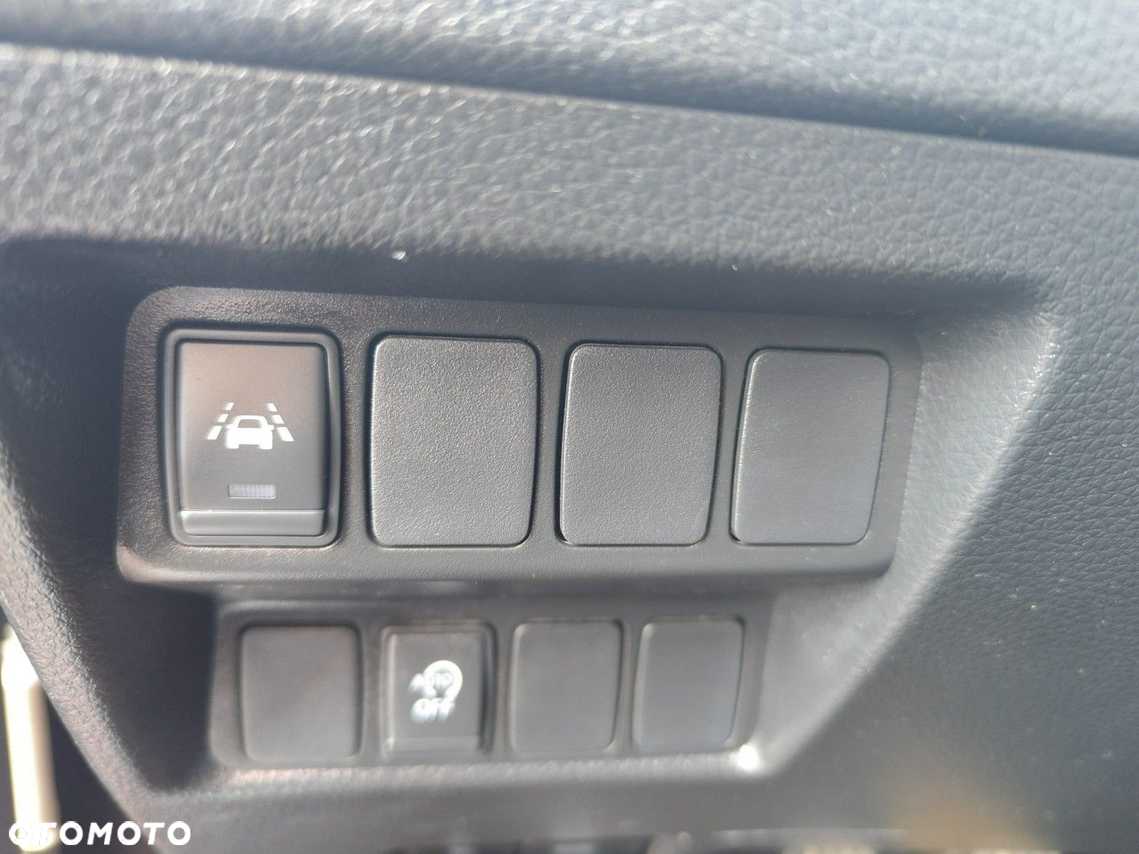 Nissan Qashqai - 14