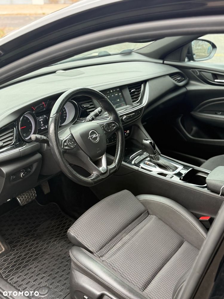 Opel Insignia 1.5 T Innovation S&S - 9
