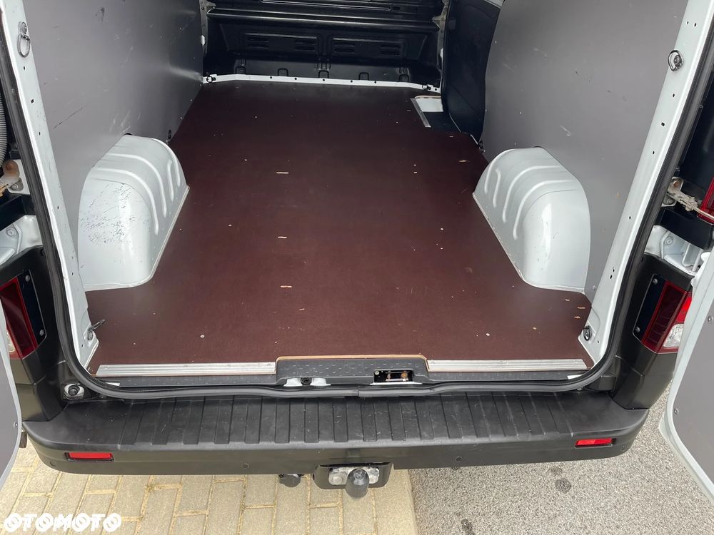 Renault Trafic - 24