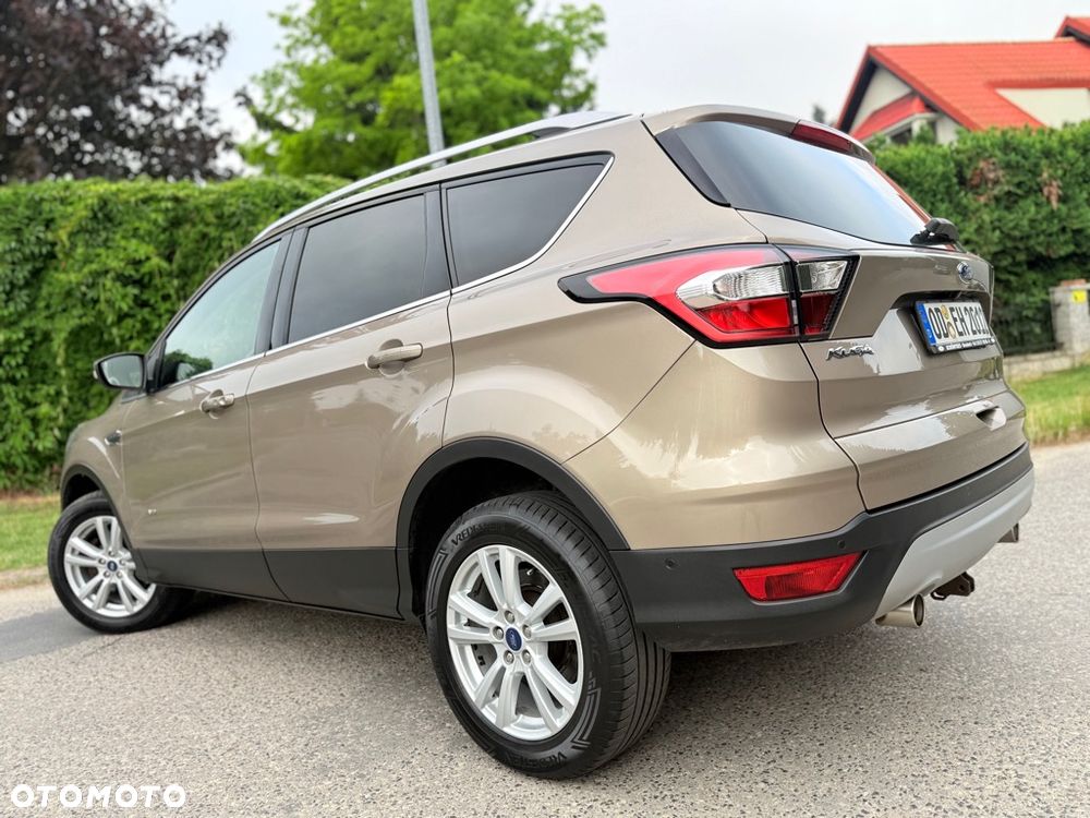 Ford Kuga 2.0 TDCi 4WD Titanium - 5