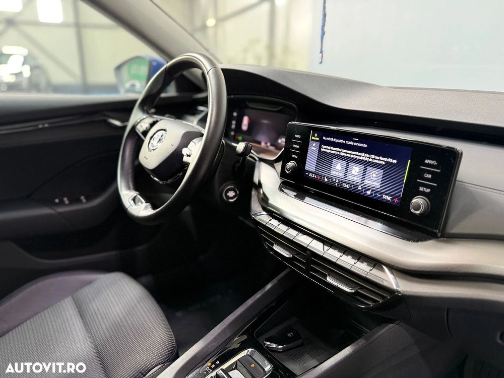 Skoda Octavia 2.0 TDI DSG Style - 25