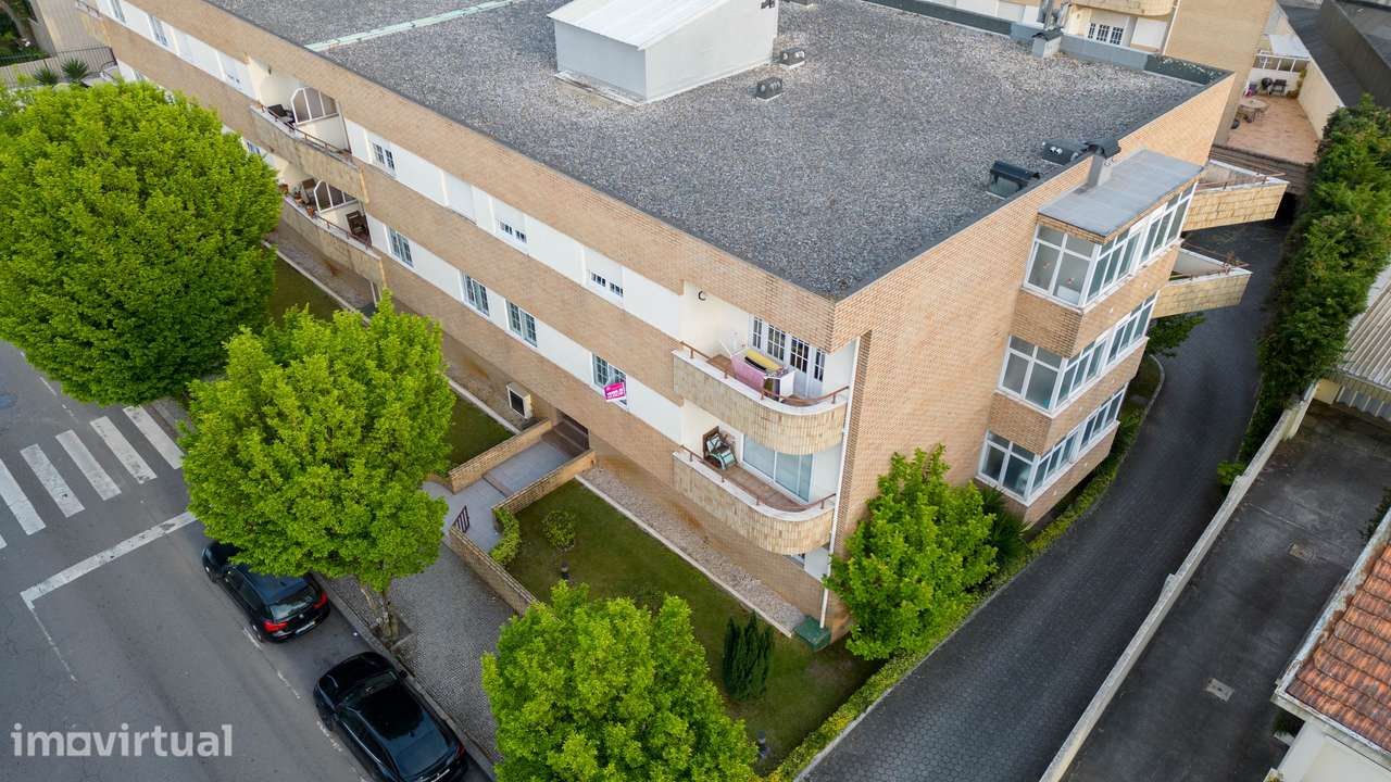 T2 com varanda, garagem e acessibilidade em Vila Nova de Gaia - Grande imagem: 5/40