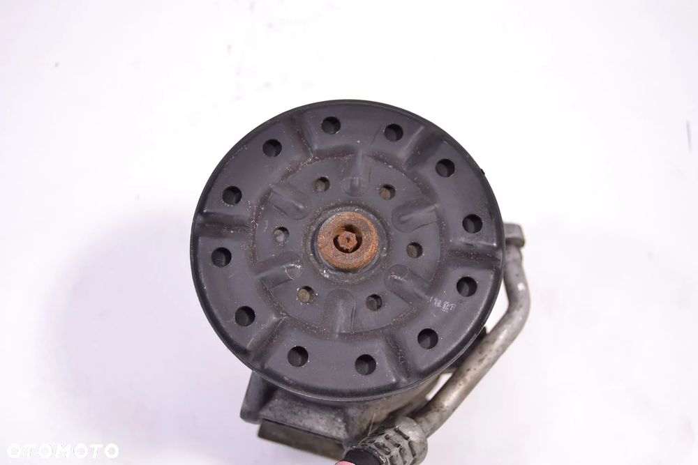 Kompresor klimatyzacji LEXUS IS 220D - 3