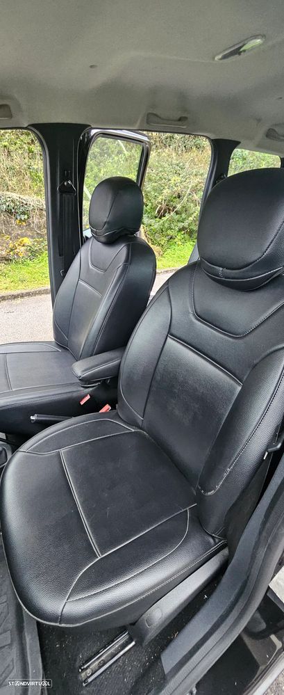 Dacia Lodgy 1.5 Blue dCi Stepway 7L - 11