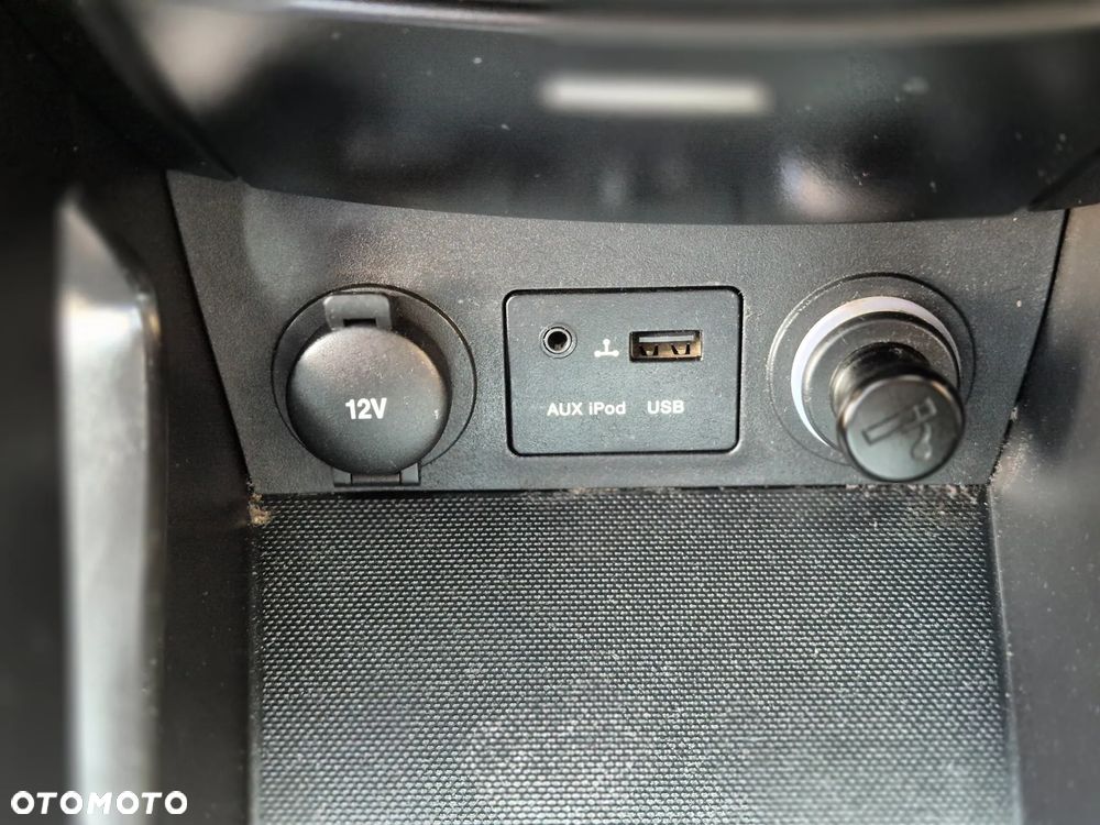 Kia Ceed - 32