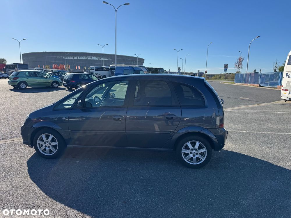 Opel Meriva - 12