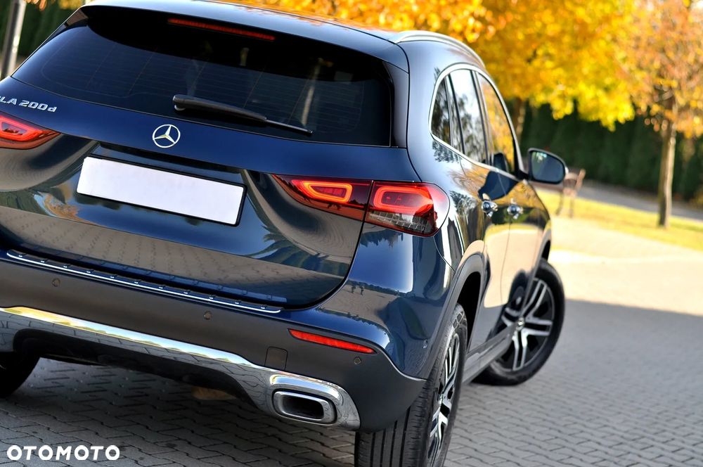 Mercedes-Benz GLA 200 d 8G-DCT Special Edition - 14