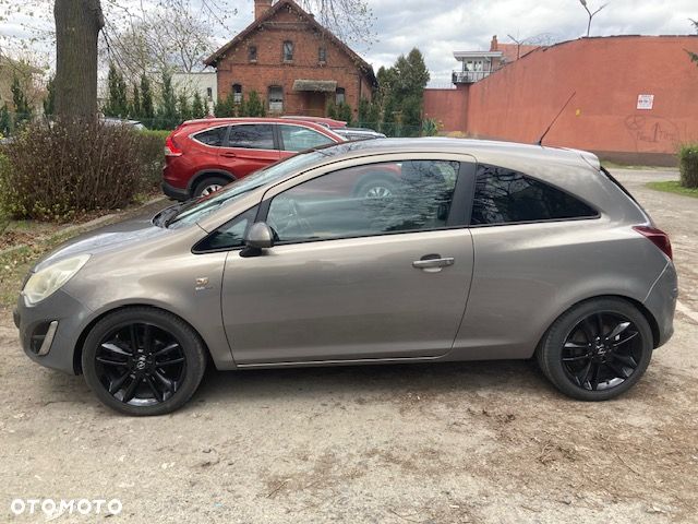 Opel Corsa 1.4 16V Active - 6