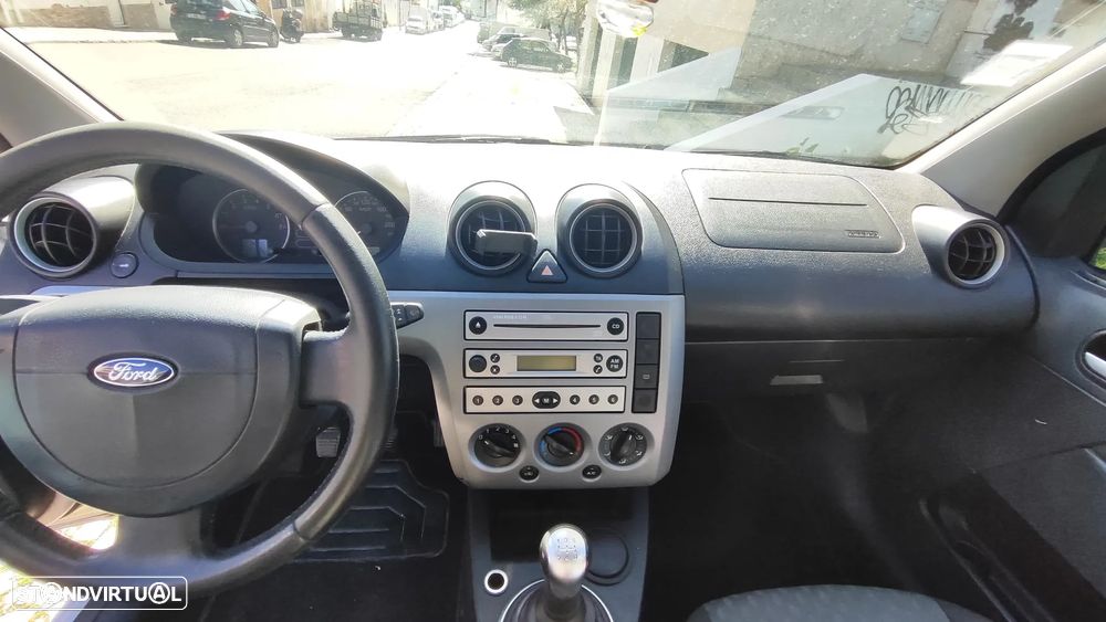 Ford Fiesta 1.25 Trend - 3