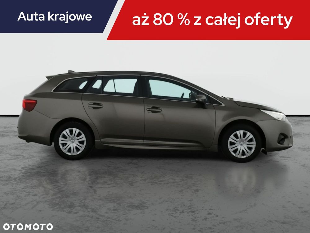 Toyota Avensis - 8