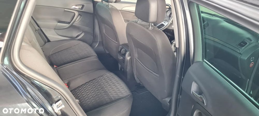 Opel Insignia 2.0 CDTI - 11