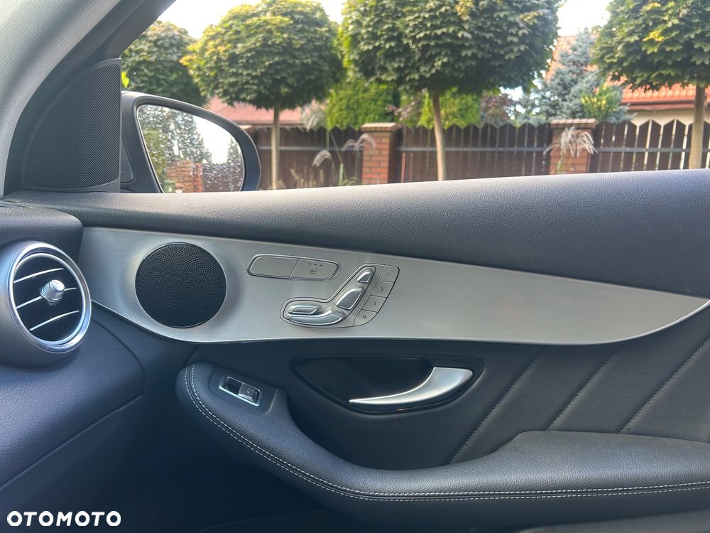 Mercedes-Benz GLC 200 d 4-Matic Business Edition - 30