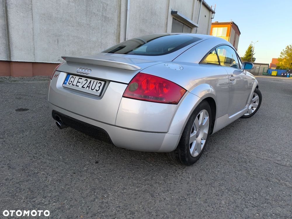 Audi TT Coupé 1.8T - 4