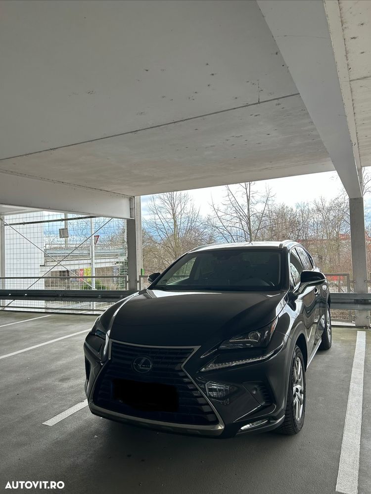 Lexus Seria NX - 1