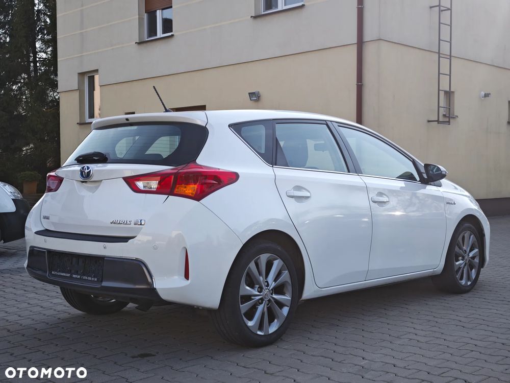 Toyota Auris 1.8 HSD Luna - 7