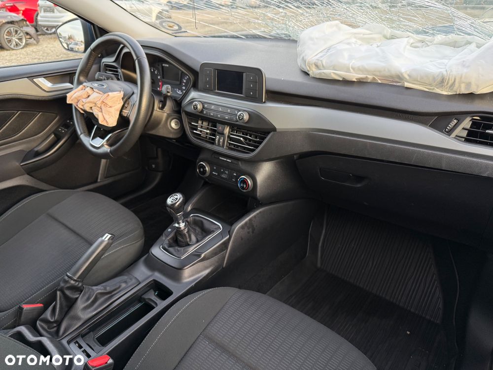 Ford Focus Hatchback 18-21 - 16