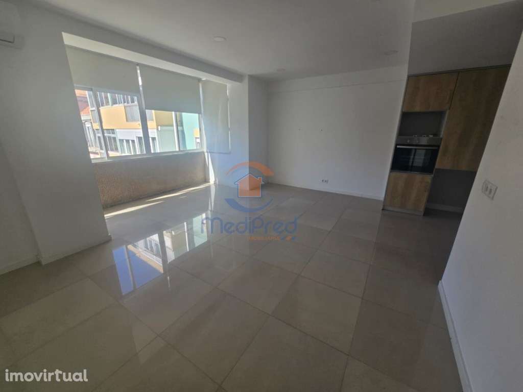 ARRENDAMENTO | Apartamento T2 com Varanda | Penha de França, Lisboa - Grande imagem: 5/19