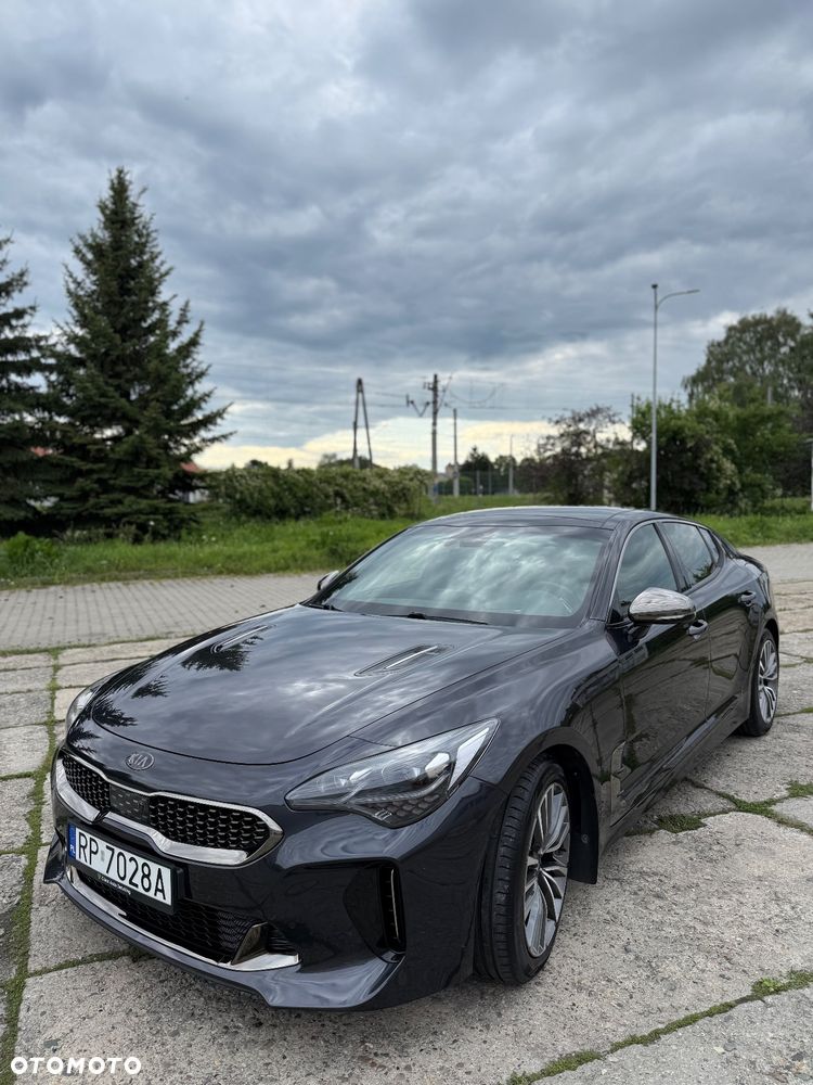 Kia Stinger 2.0 T-GDI GT Line - 1
