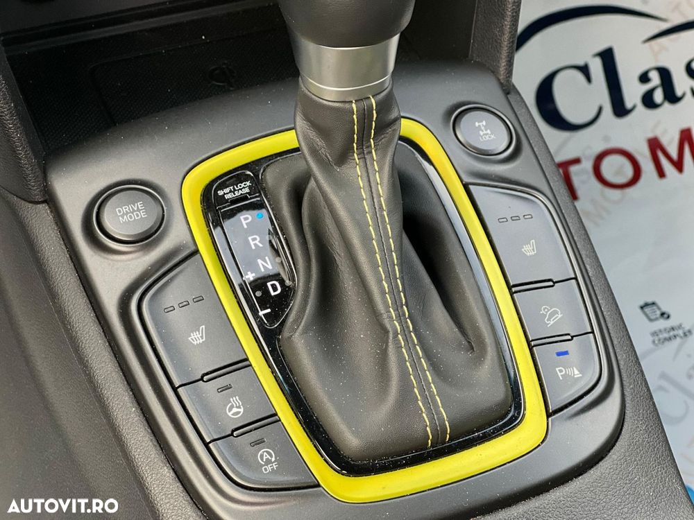 Hyundai KONA 1.6 T-GDI 4WD Aut. Luxury - 24