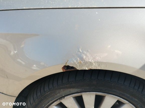 Volkswagen Passat 2.0 TDI DPF Highline - 5