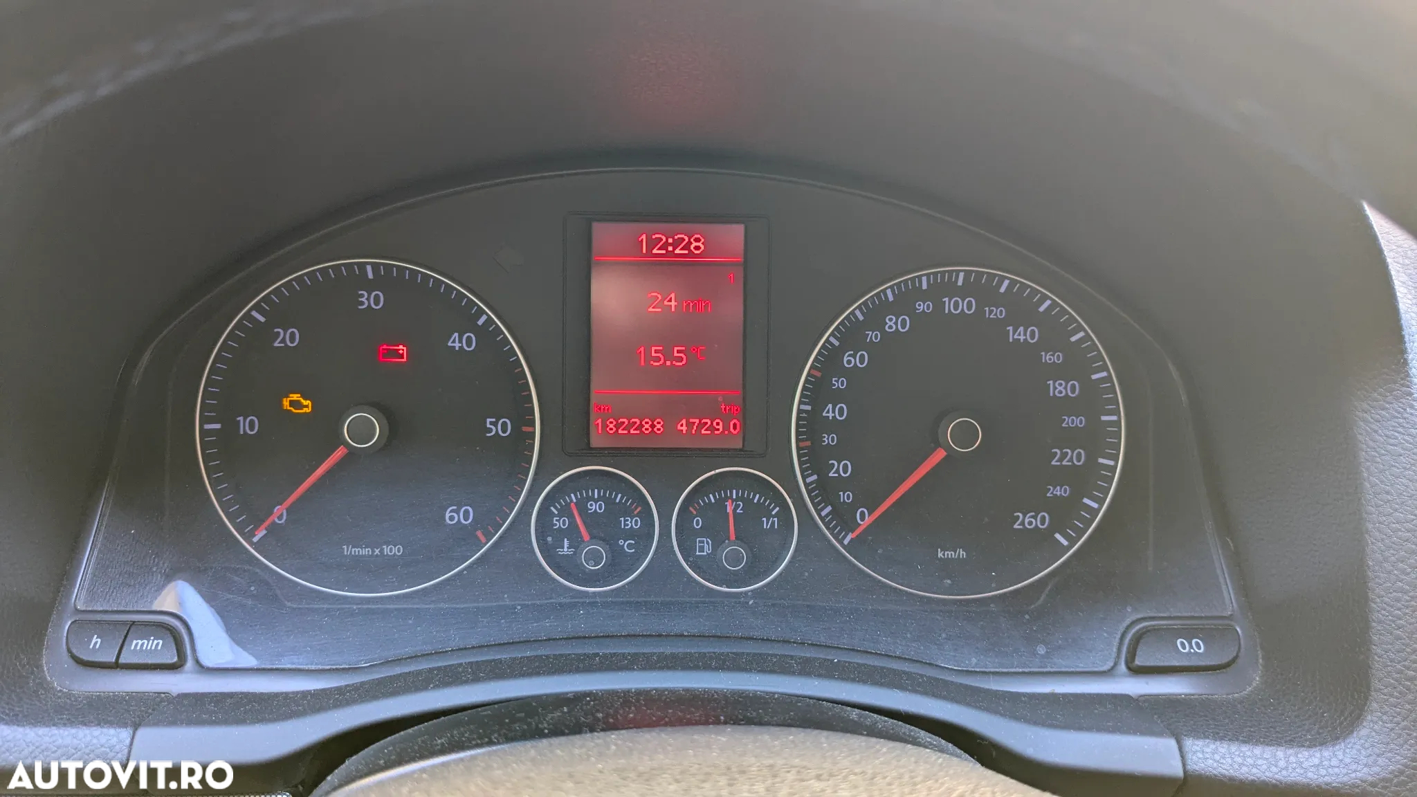 Volkswagen Jetta 1.9 TDI Comfortline - 4