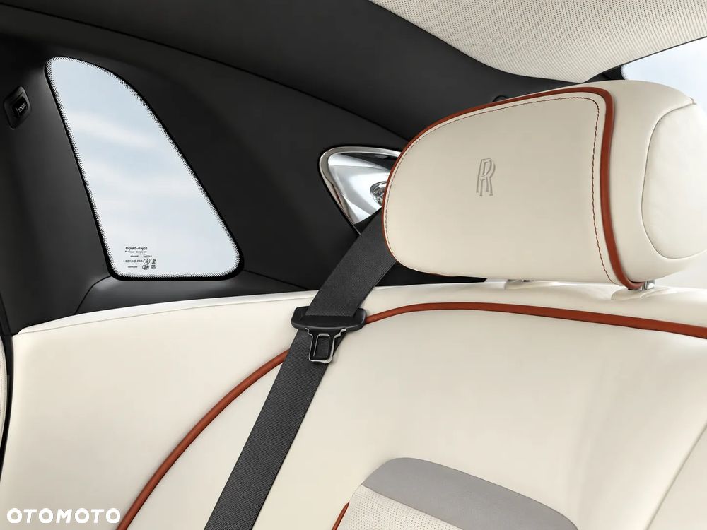 Rolls-Royce Ghost Standard - 14