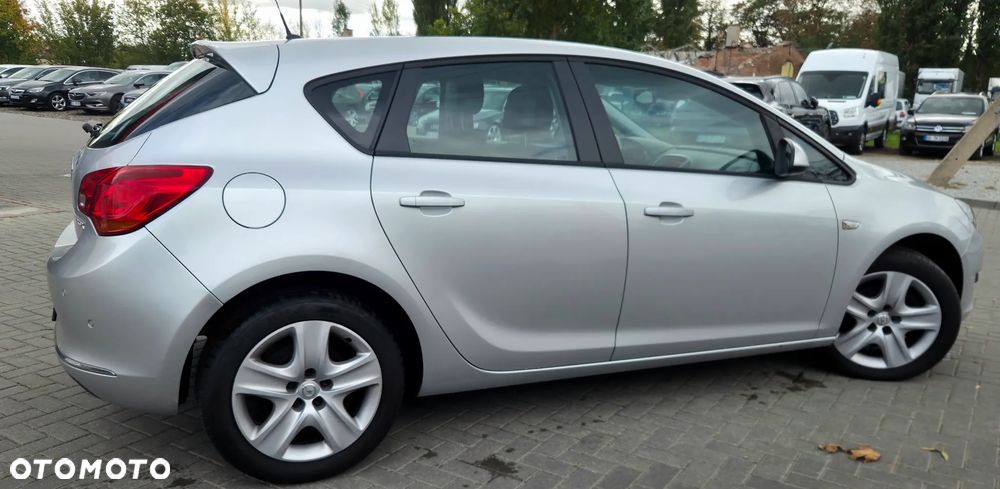 Opel Astra 1.6 CDTI Sport - 16
