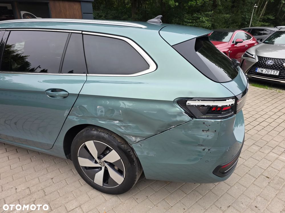 Volkswagen Passat - 6