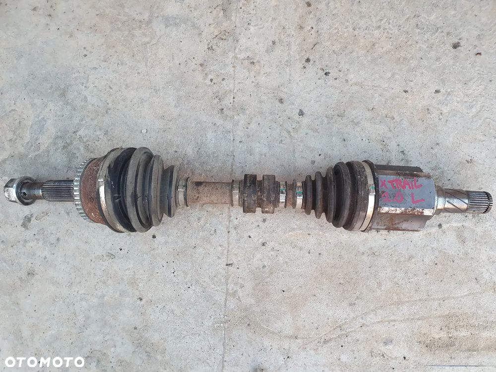 X-TRAIL I T30 4X4 2.0B PÓŁOŚ LEWA NISSAN - 1