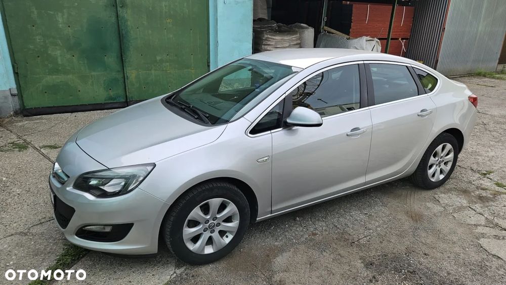 Opel Astra - 12