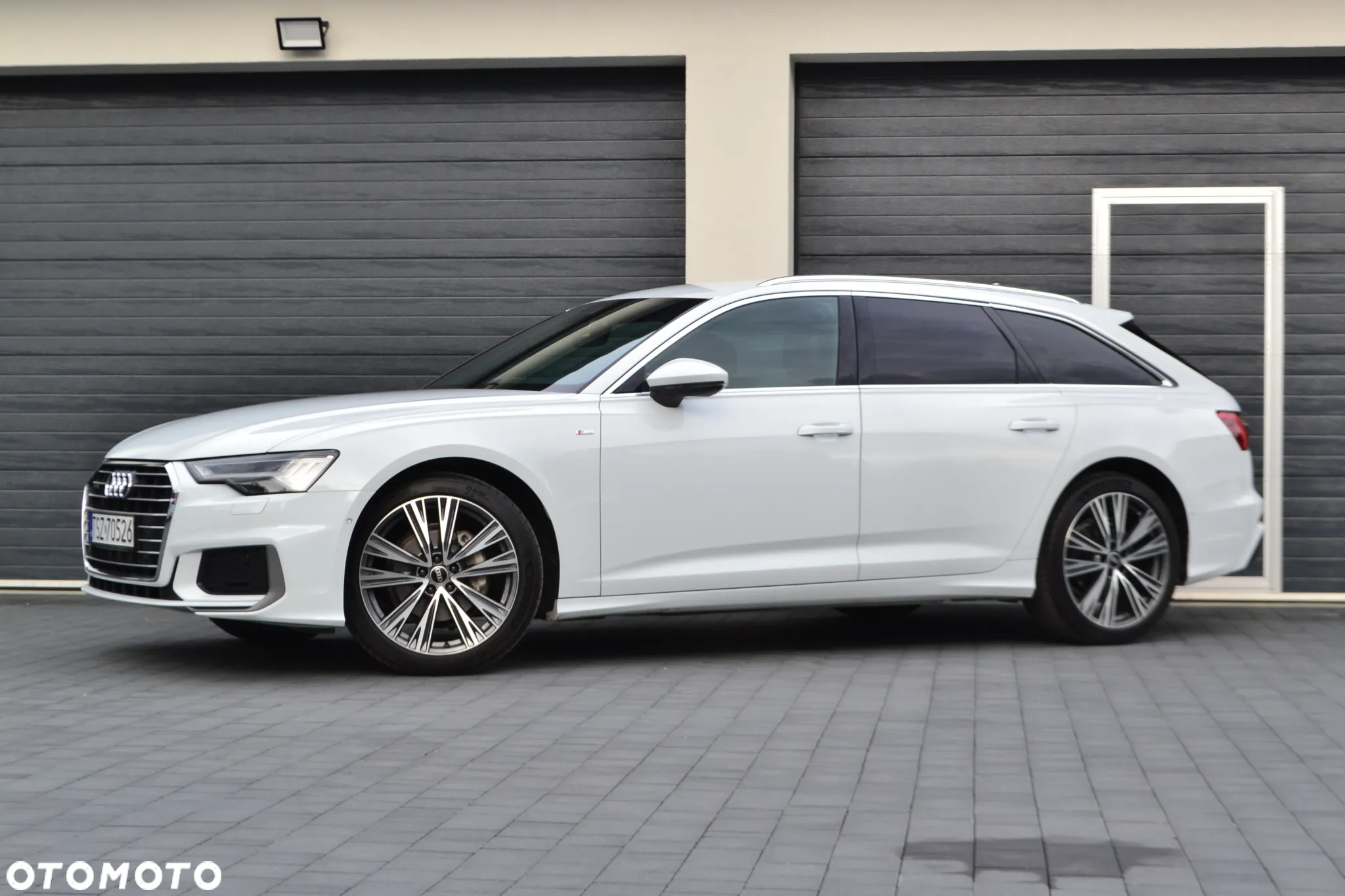 Audi A6 Avant 40 TDI quattro S tronic S line - 8