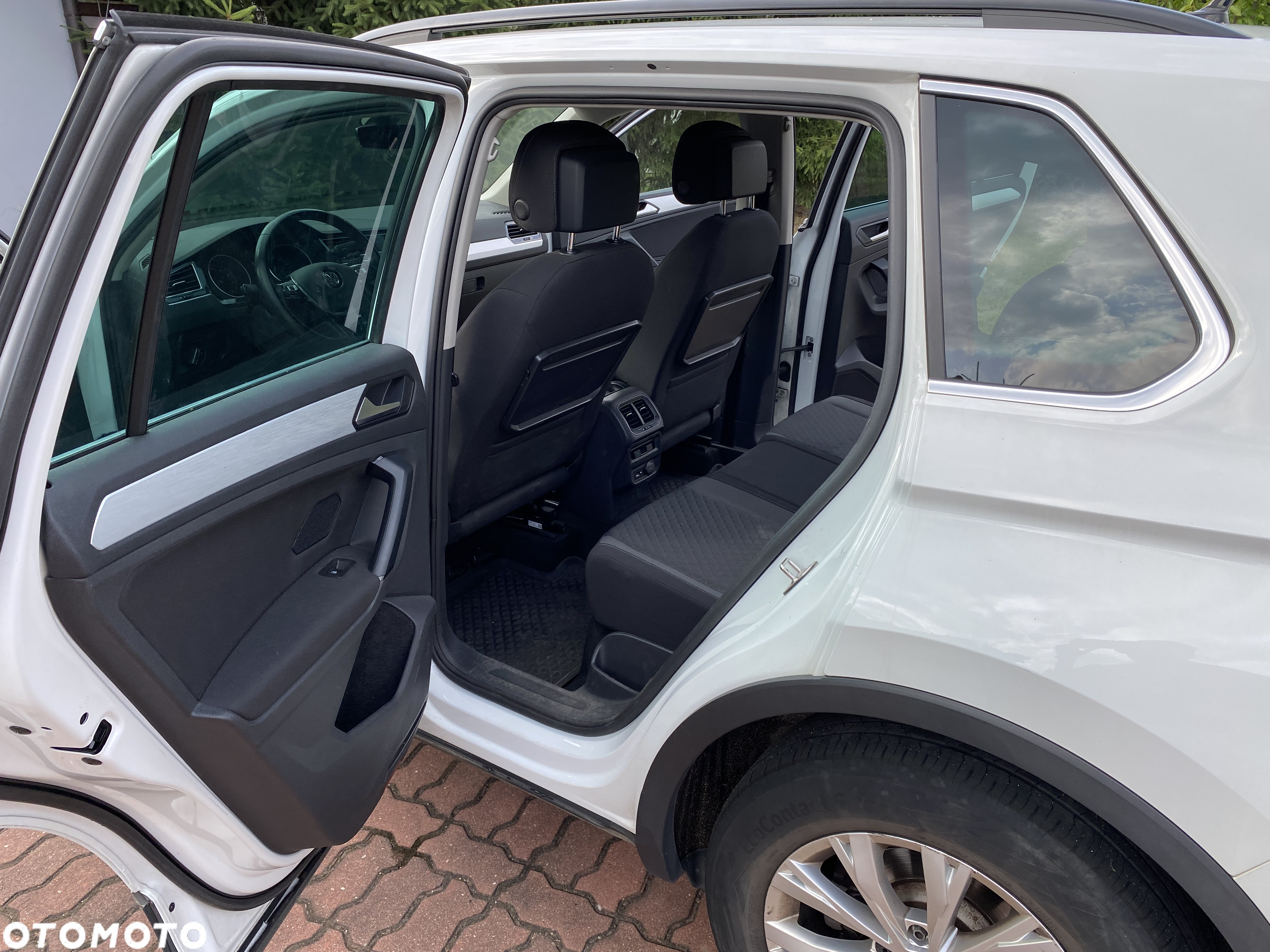 Volkswagen Tiguan 1.5 TSI EVO Comfortline DSG - 9