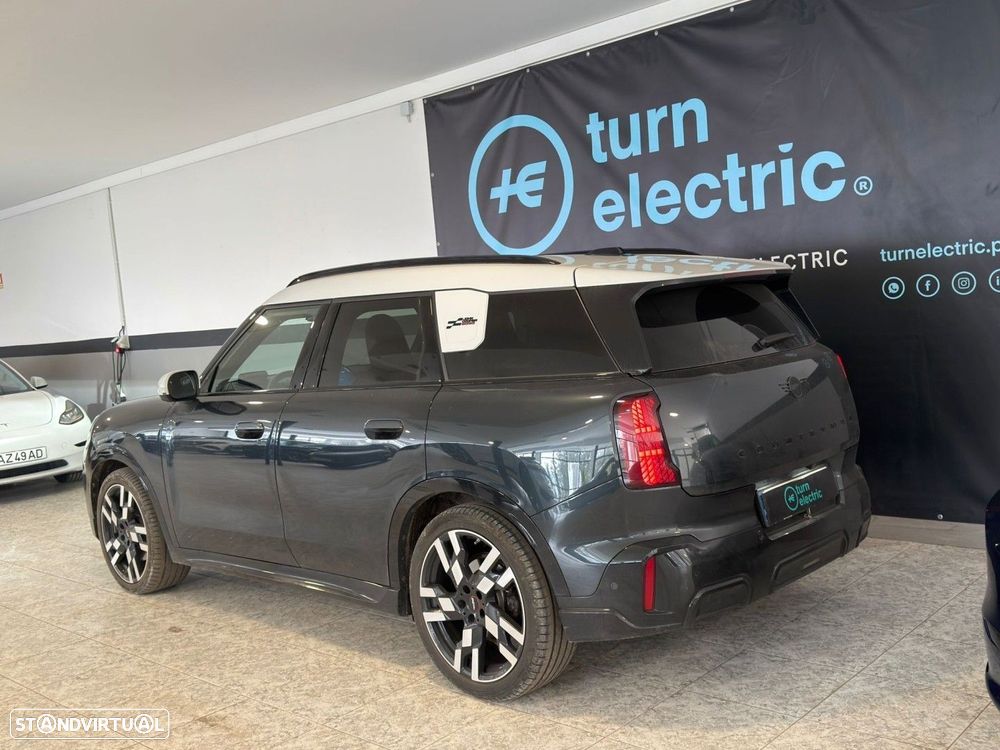 MINI Countryman E JCW - 3