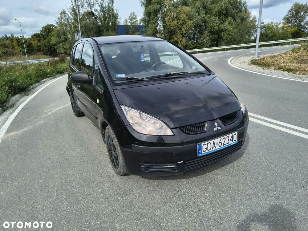Mitsubishi Colt - 10