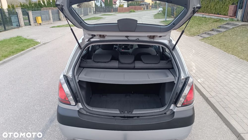 Kia Rio 1.5 SLX - 17