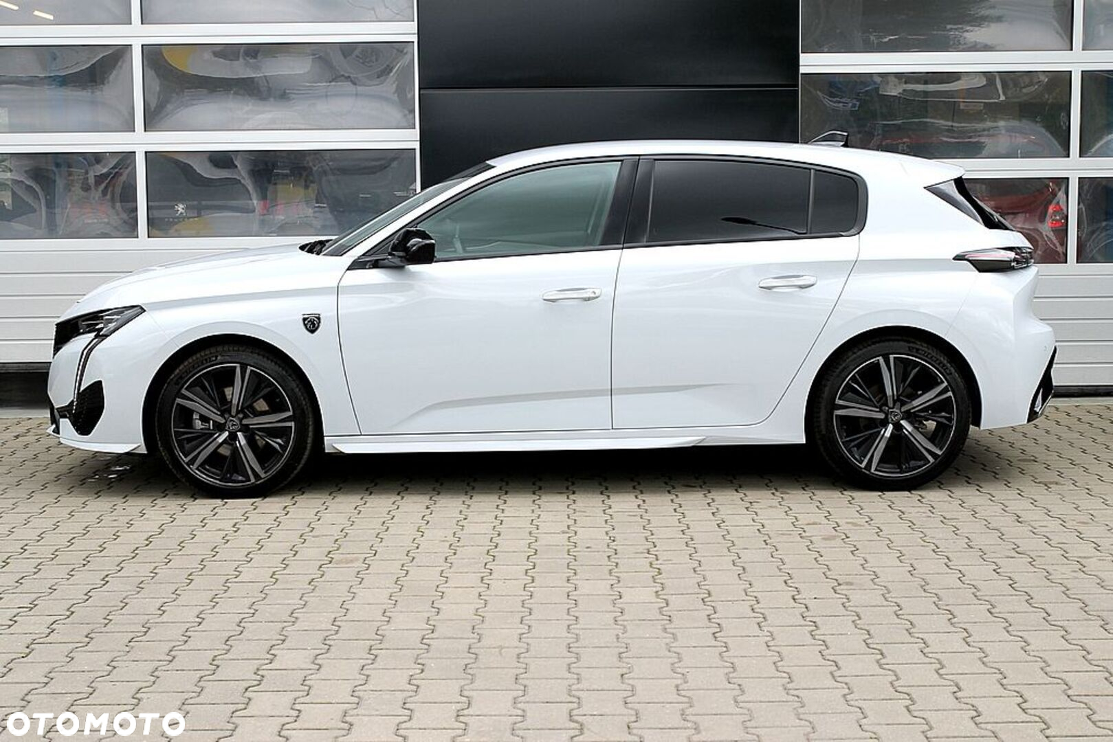 Peugeot 308 - 13