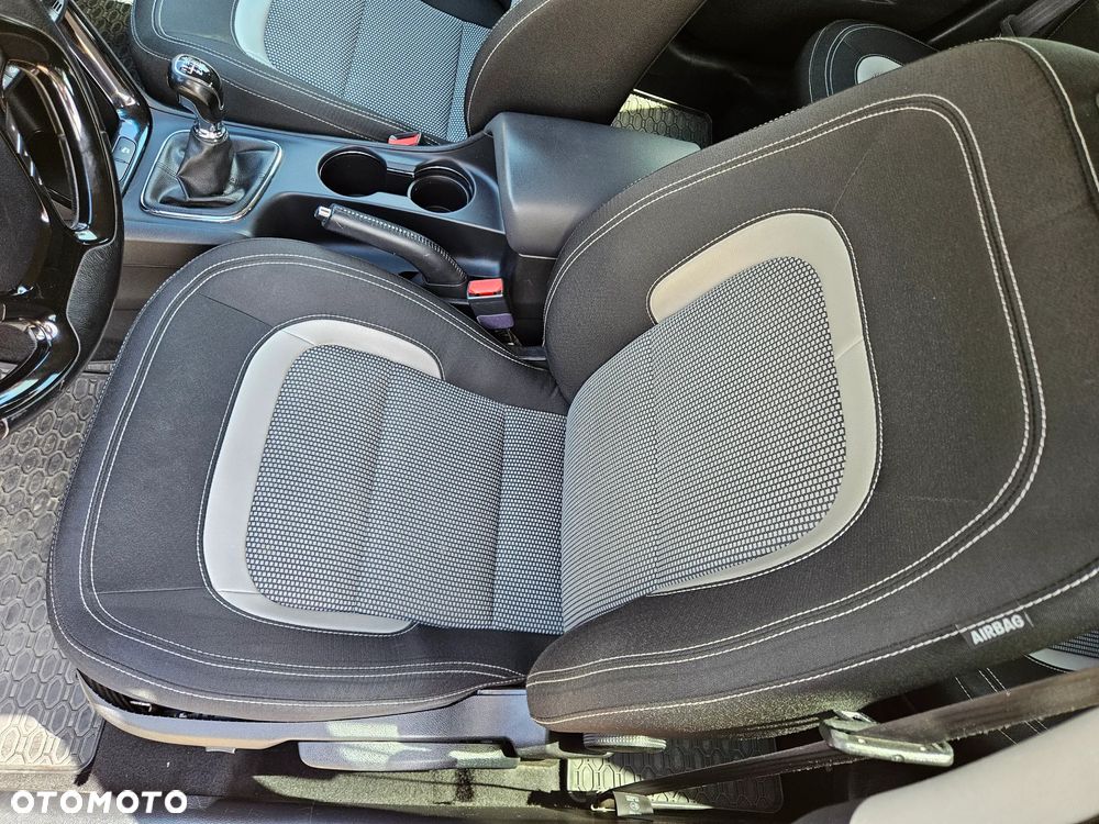 Kia Ceed 1.6 GDI L Business Line - 15