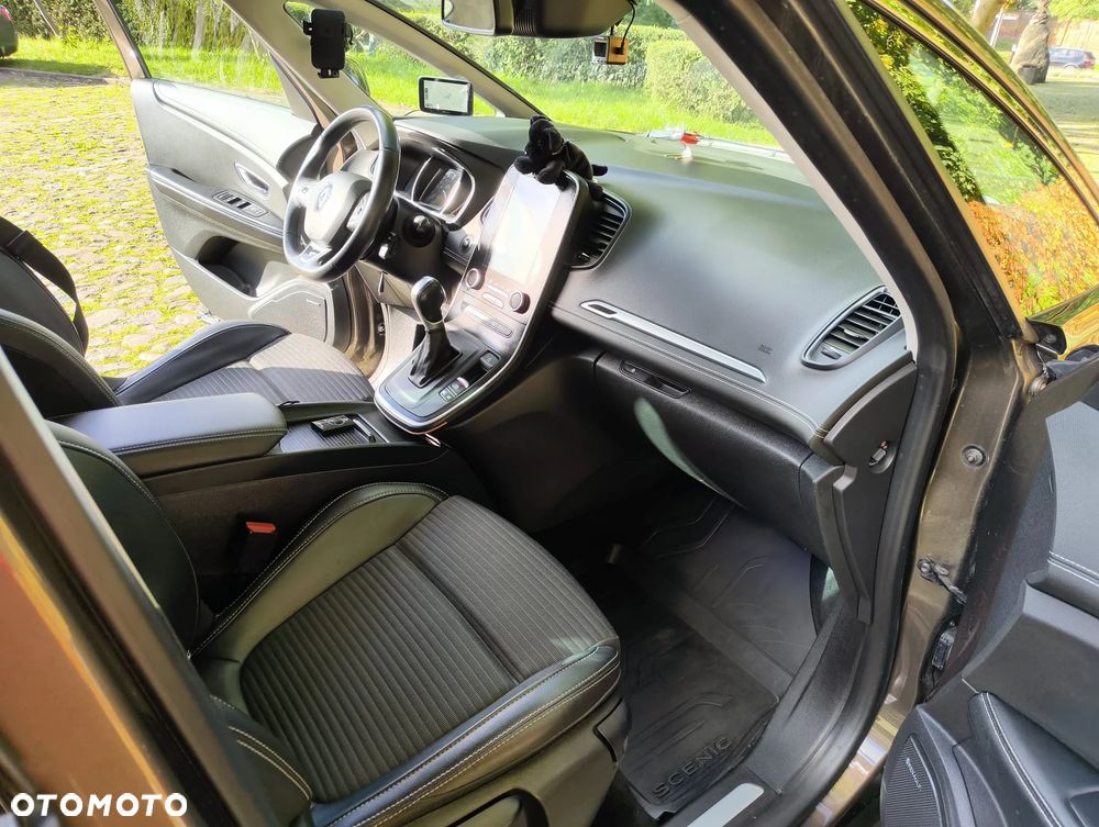 Renault Grand Scenic ENERGY dCi 110 EDC INTENS - 33