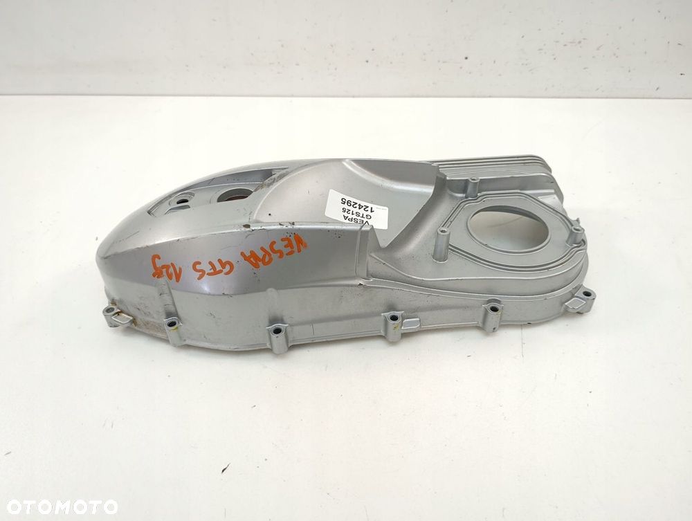 PIAGGIO VESPA GTS 125 DEKIEL POKRYWA - 4