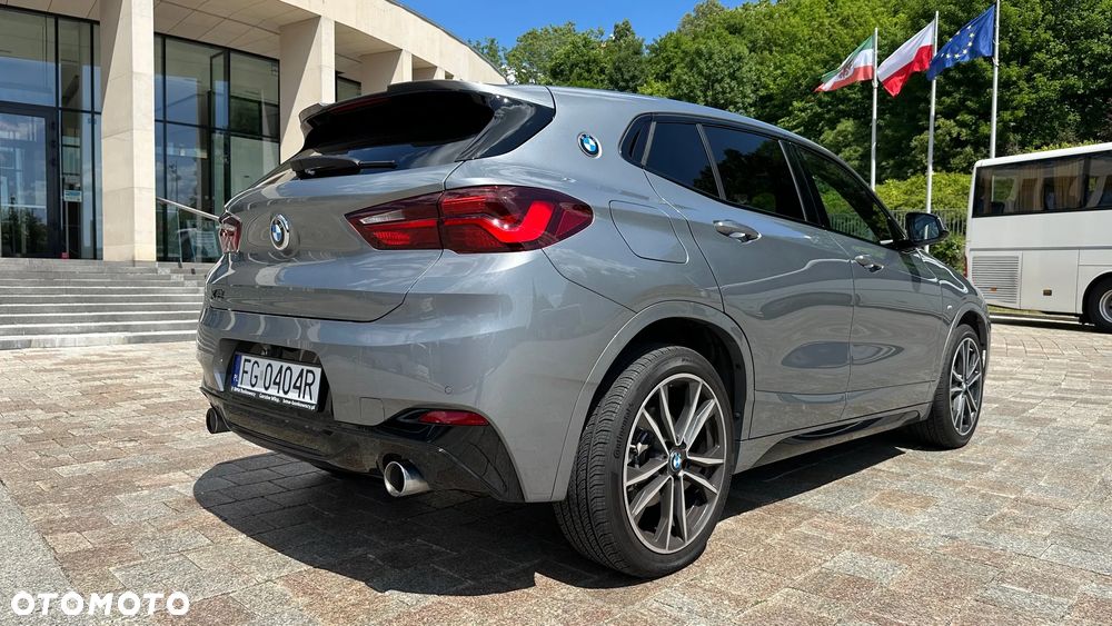 BMW X2 xDrive20i Advantage Plus - 6