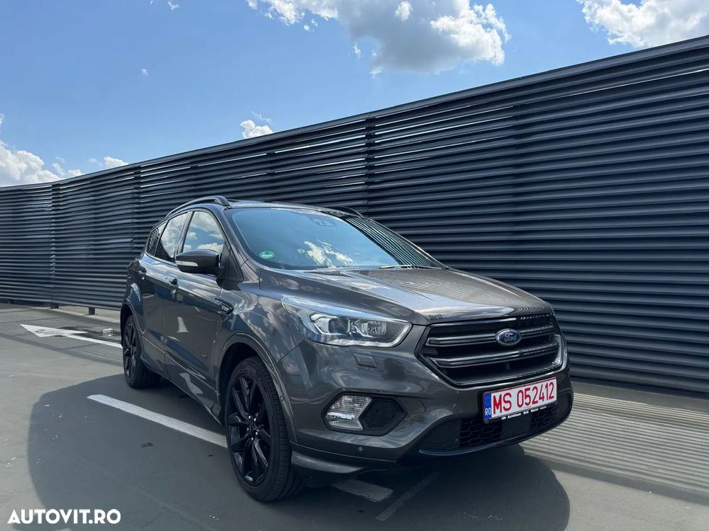Ford Kuga 2.0 TDCi 4WD Powershift ST-Line - 14